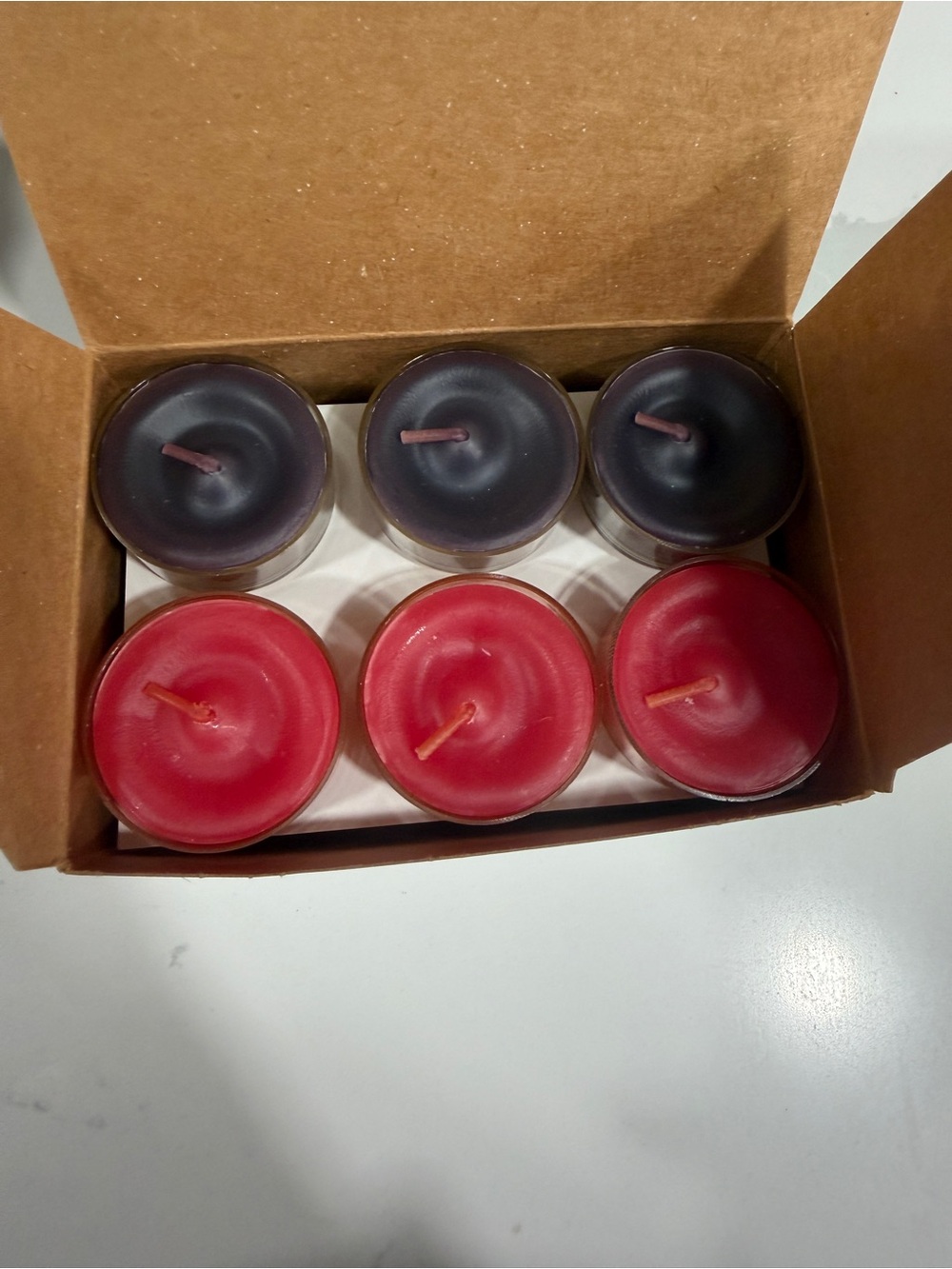 PartyLite Red Currant & Black Plum Tealights Box of 12